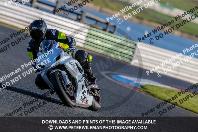 PJM Wedding Photography;enduro digital images;event digital images;eventdigitalimages;mallory park;mallory park photographs;mallory park trackday;mallory park trackday photographs;no limits trackdays;peter wileman photography;racing digital images;trackday digital images;trackday photos